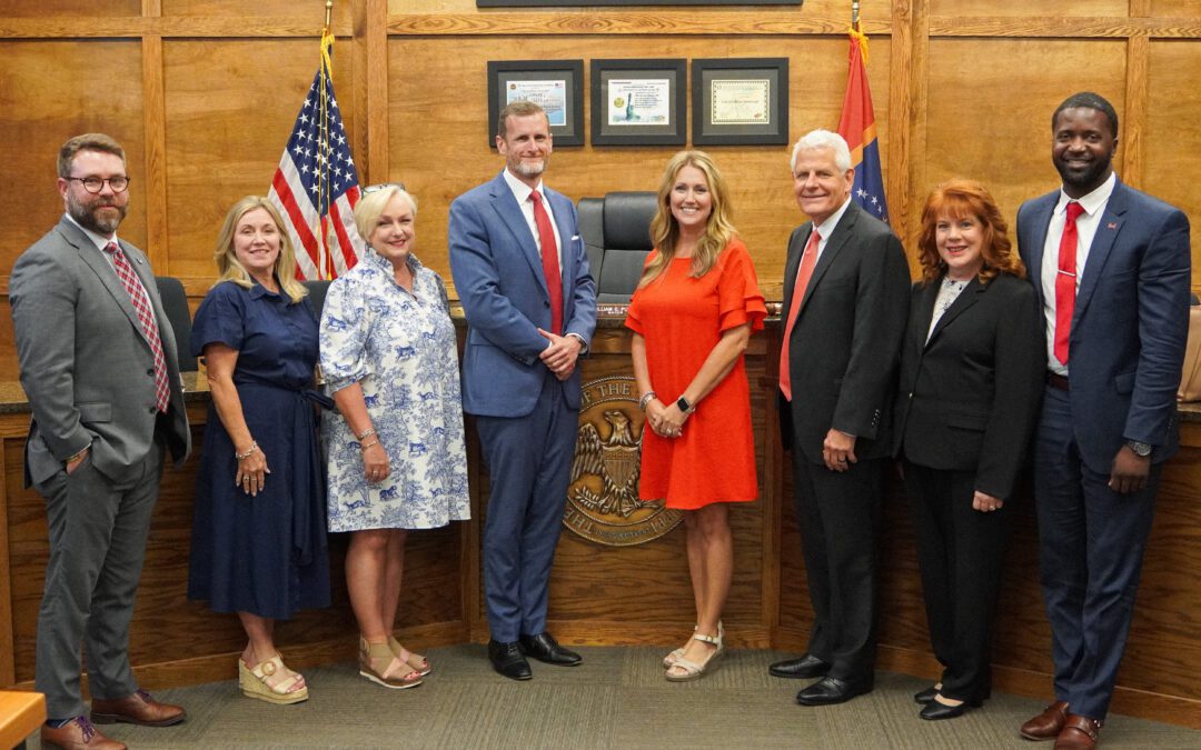 City of Clinton Swears in Mayor and Board of Aldermen